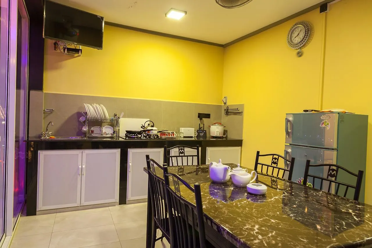 281 Kandy City Hostel & Rooms Deiyannewela 스리랑카