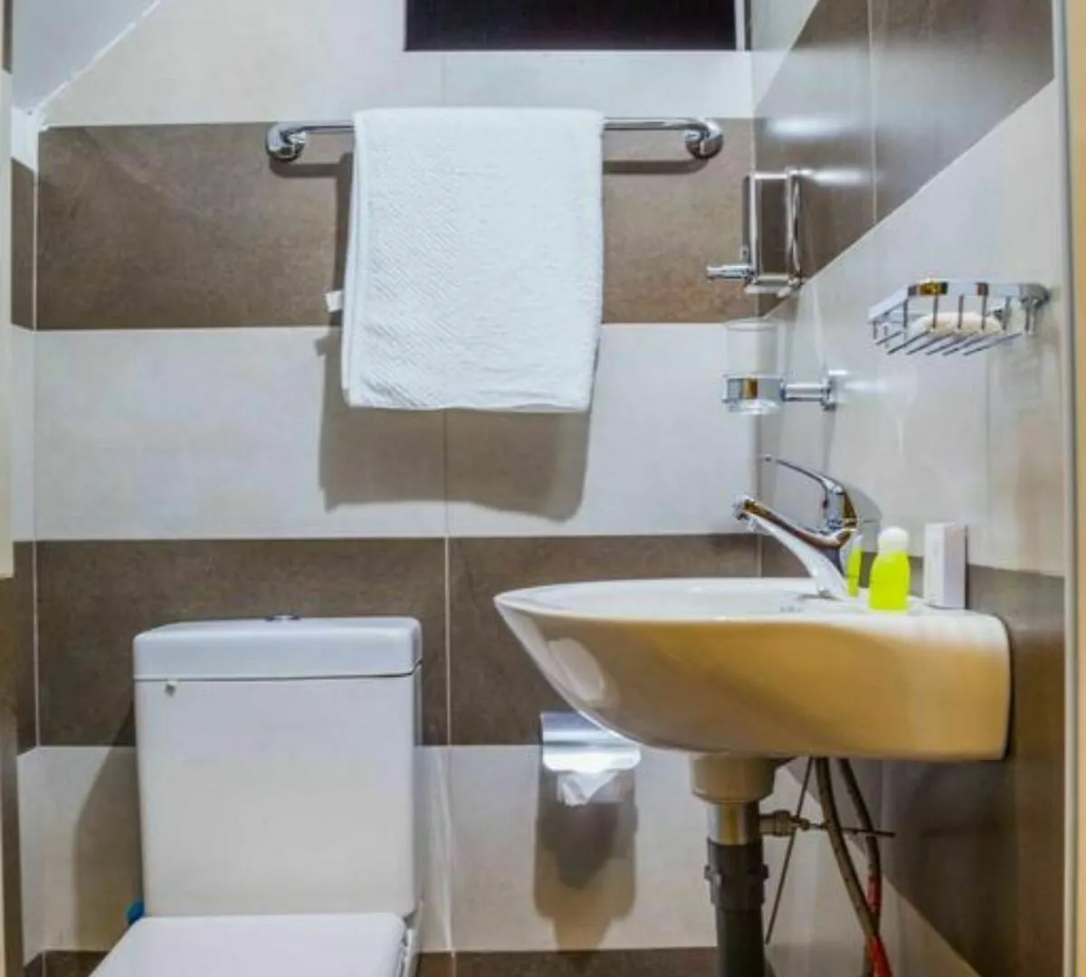 281 Kandy City Hostel & Rooms Deiyannewela 게스트하우스